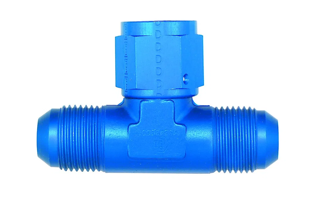 FBM2281 – AEROQUIP Coupler Fitting, -4 AN Tee Aluminum Blue